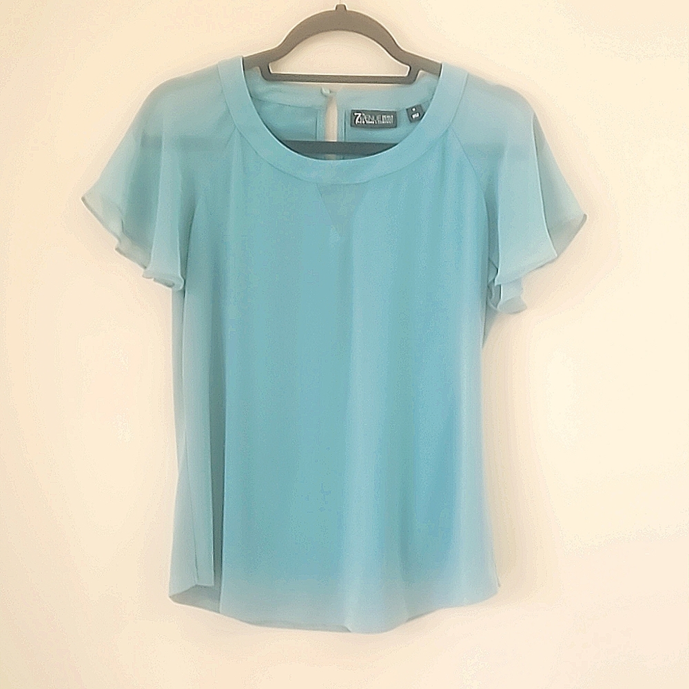 New York and Co sage green blouse M